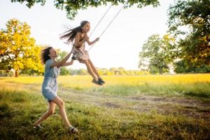 check24 Berufsunfähigkeitsversicherung schützt Familienglück